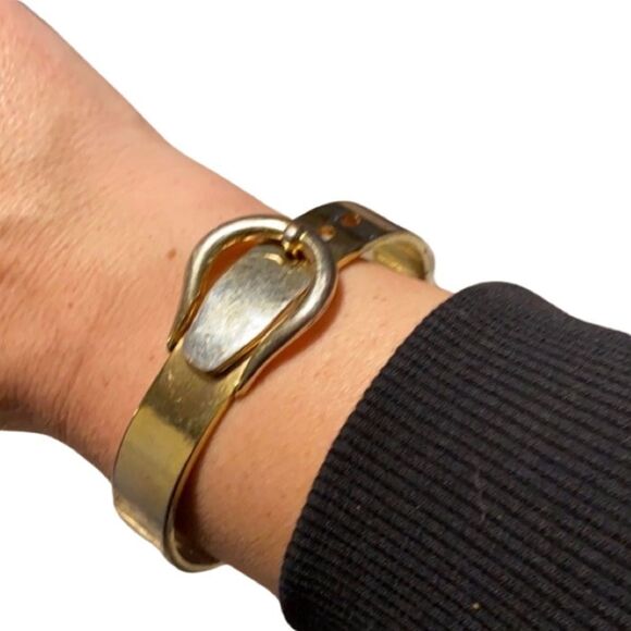 Vintage Gold Tone Stainless Steel Buckle Me Bracelet - Picture 3 of 8